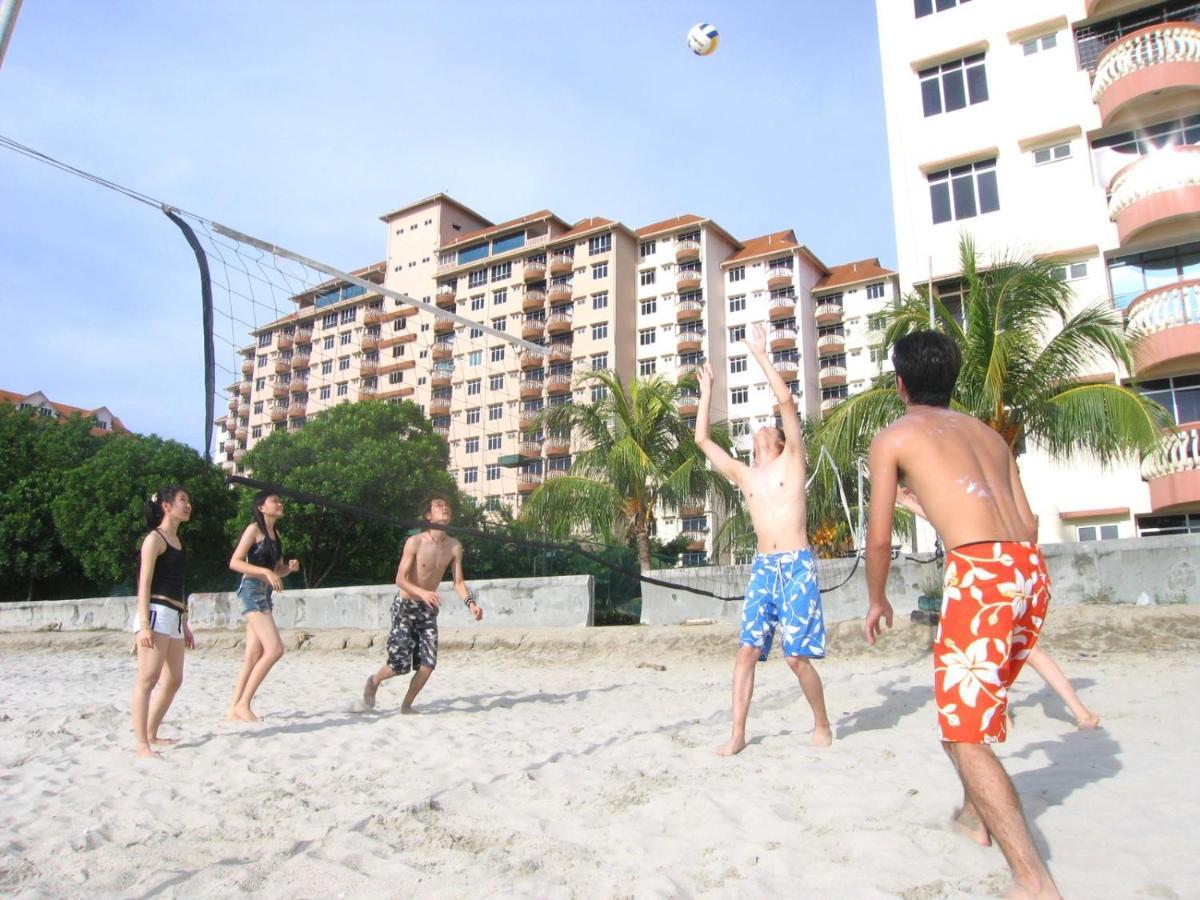 Block B And A Glory Beach Resort Порт-Диксон Экстерьер фото